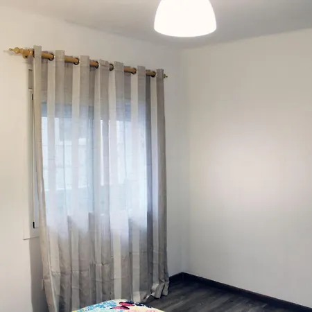 Acogedor Apartamento Muy Cerca De Barcelona Apartment