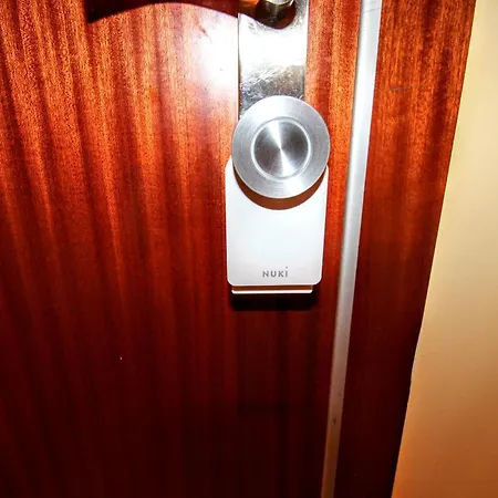 Acogedor Muy Cerca De Barcelona Apartamento *