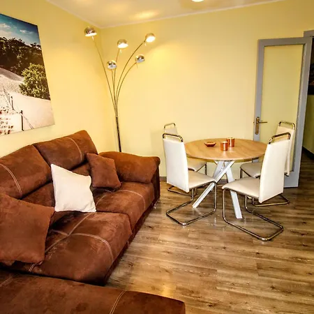 Acogedor Muy Cerca De Barcelona Apartamento *